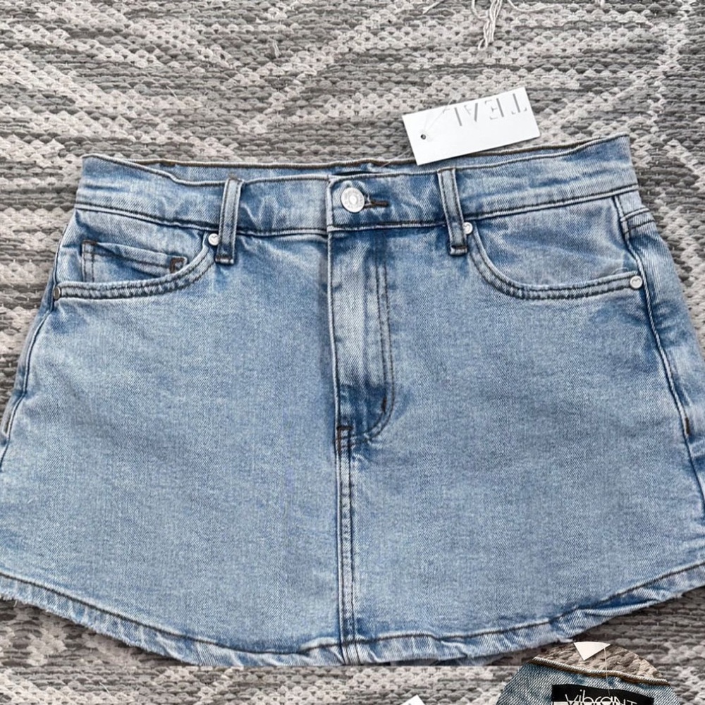 VIBRANT denim skort nwt